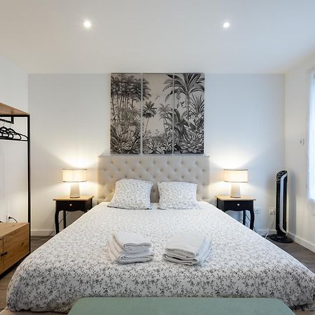 Apartament Secret Cache De Valmy Lyon Zewnętrze zdjęcie