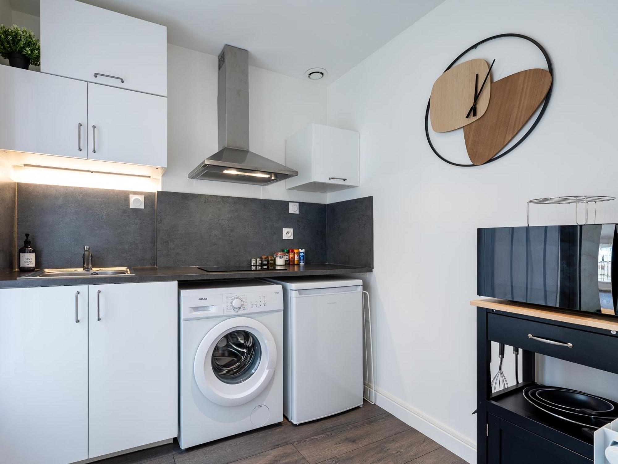Apartament Secret Cache De Valmy Lyon Zewnętrze zdjęcie