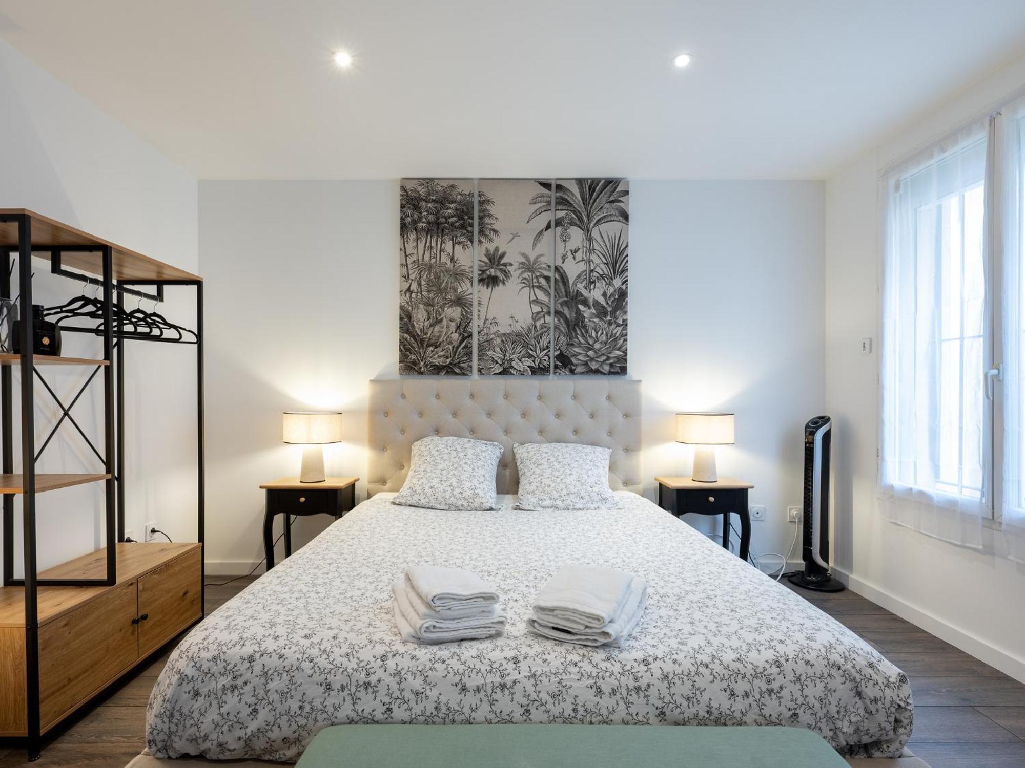 Apartament Secret Cache De Valmy Lyon Zewnętrze zdjęcie